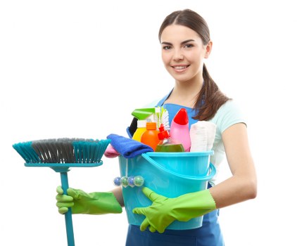 Deep cleaning service for a bathroom in Kentish Town